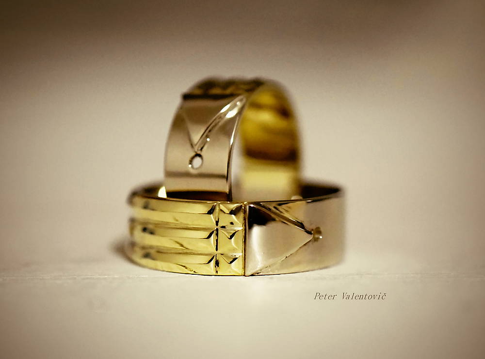 Atlantský energetický prsteň - biele zlato 14K