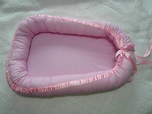 Hniezdo pre bábätká cukríkovo ružové :-)