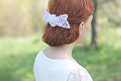 Ozdoby do vlasov - Svadobný hrebienok vintage čipkové kvety - 6809421_