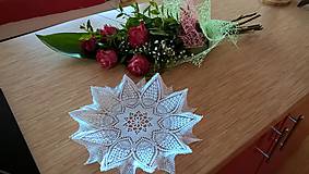 Dekorácie - Handmade crochet-lace - 3D - 6825870_