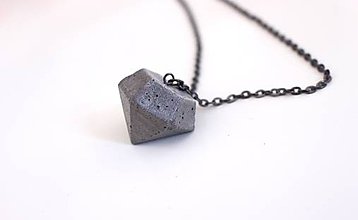 Náhrdelníky - Betónový diamant natur - 6841391_
