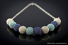 Náhrdelníky - náhrdelník guličky ľadovo modrý - 6844689_