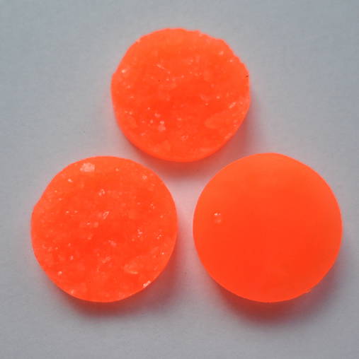 Kabošon plast 18mm-1ks (oranžová)