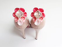 Ponožky, pančuchy, obuv - Elegancia a la Chanel - koralové klipy na topánky de Luxe - 6869403_