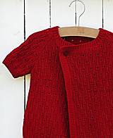 Detské oblečenie - Detský červený pletený svetrík - 6882468_