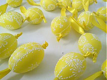 Dekorácie - KRASLICE /slepačie maľované vajíčka/ - ostro žlté - 1147787
