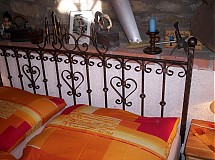 Nábytok - Kovová štýlova posteľ PILOTEK II - 1441279