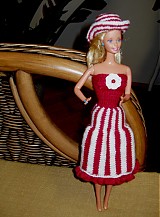 Barbie (Pletené bordovo biele  šatičky)
