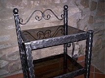 Nábytok - Kovový kovaný štýlovy nočný stolík PILOTEK I. - 2048505