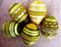 Dekorácie - Sada olivově zelených vajíček - 2124323