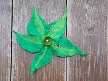Brošne - plstená brošňa Zelený kvet - 2130113