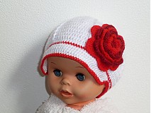 Detské čiapky - Bielunka bekovka s cervenym kvetom - 2605994