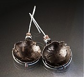 Náušnice - CRACKED SHELL EARRINGS (Inclusions) - 3091485
