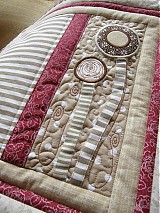 Úžitkový textil - V krajine zázrakov...bordó-hnedá verzia -vankúše :) - 3612039