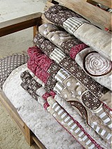 Úžitkový textil - V krajine zázrakov...bordó-hnedá verzia -vankúše :) - 3612052