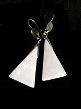 Náušnice - perleťové trojuholníky - 3639163