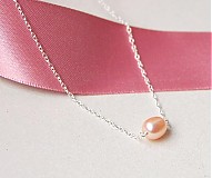 Náhrdelníky - Náhrdelník s marhuľovou perlou   - 875565