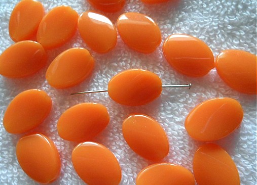 COLOR plast 12x17mm-10ks (oranžová)
