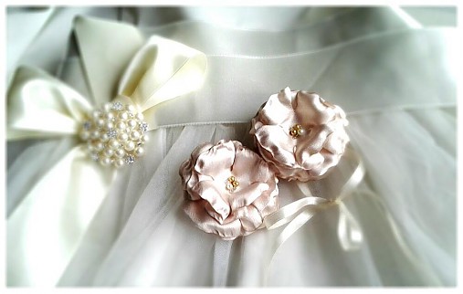 Náramky - Družičky zakvitli v la creme. - 2479356