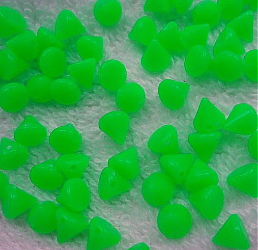 Plast.hrot 6mm-1ks (zelená)