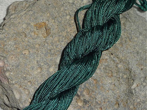 Galantéria - Nylonová šnúrka 1,5mm Tmavozelená 15 - 3013182