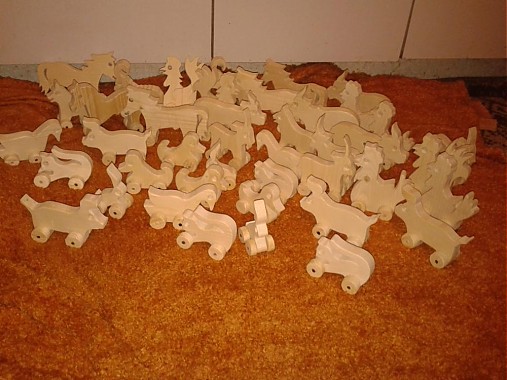 Hračky - domáce zvieratká na kolieskach- väčšie - 3431816