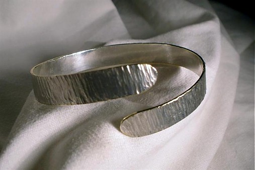 Náramky - strieborný tepaný had - 3525466