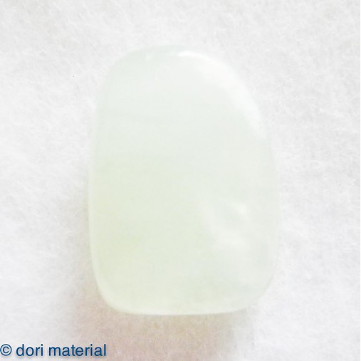 Minerály - jadeit 25 x 17 x 8 mm - 3601645
