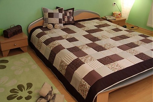 Úžitkový textil - Prehoz, vankúš patchwork vzor hnedho béžová - 3715185