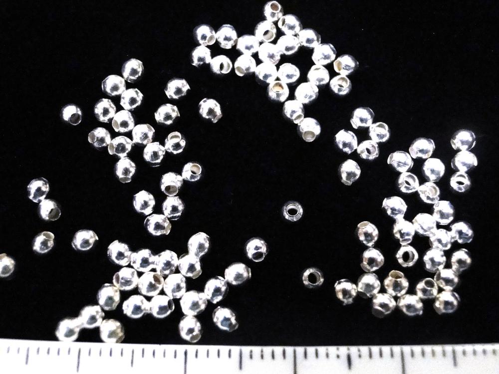 Kovové korálky-strieborné