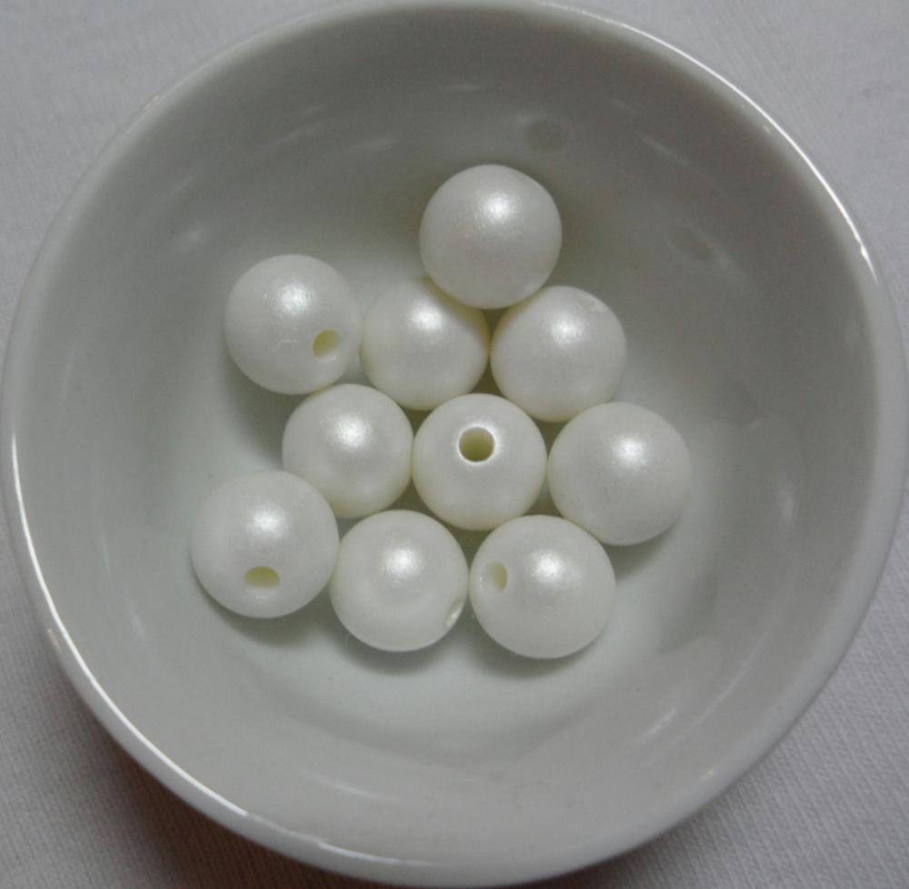 Plast MATT 10mm-10ks (krémová)