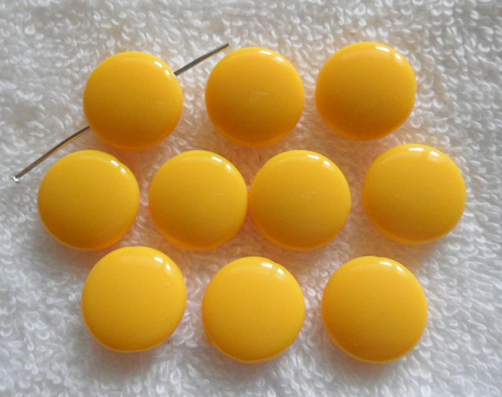 COLOR plast "lentilky" 16mm (žltá-10ks)