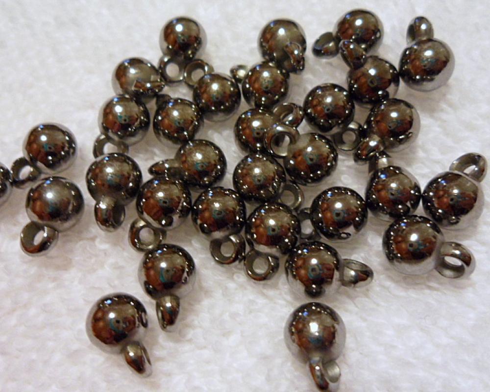 Plast guľka s očkom (6mm-čierny nikel-20ks)