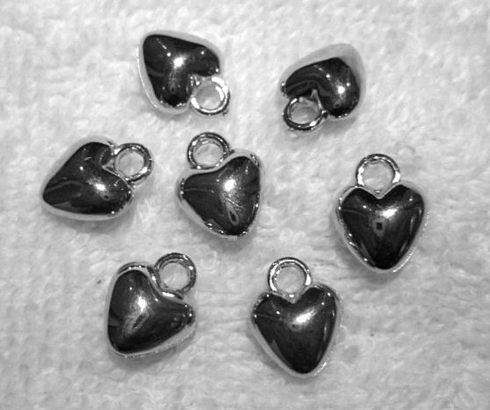 Srdce plast-1ks (12,3x9,5mm)