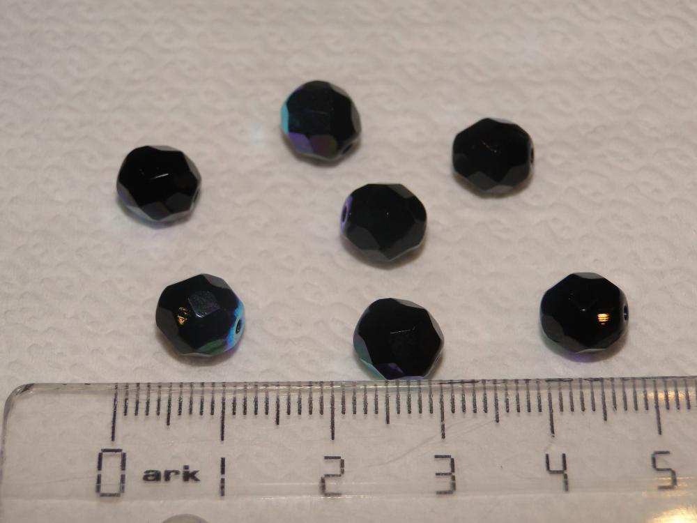 Sklenené brúsené korálky 8mm-1ks (čierna AB)