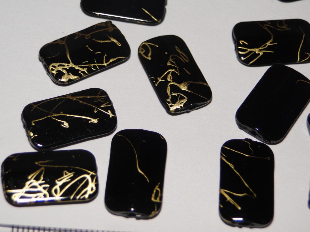 Plast 18x11mm-10ks (čierna)