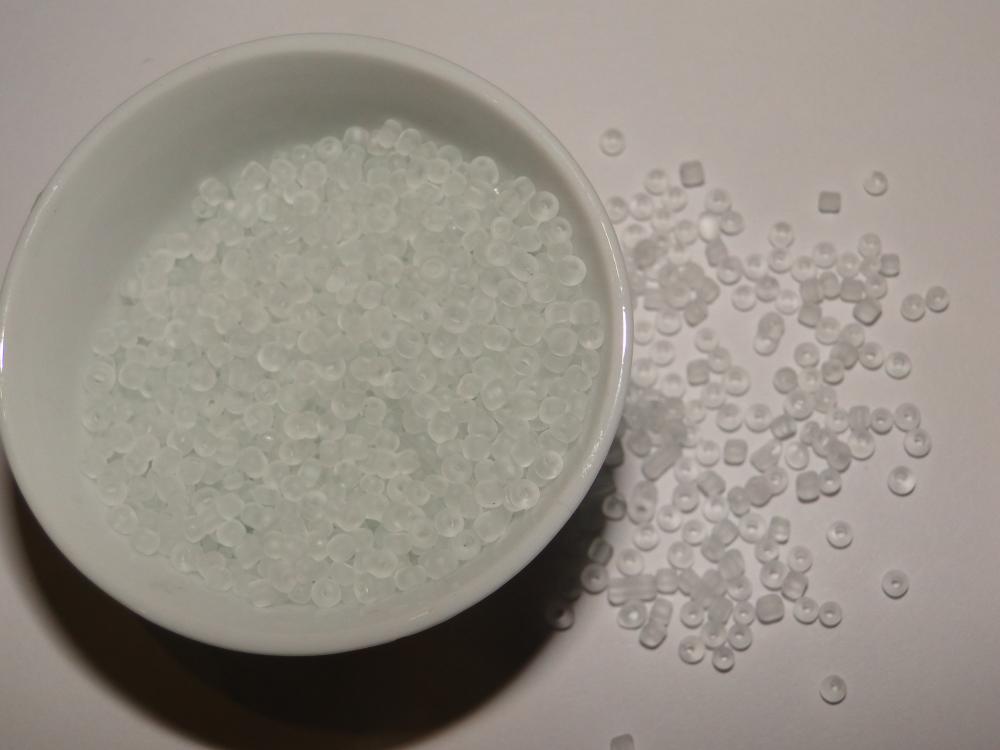 Rokajl 2mm FROSTED-20g (biela)