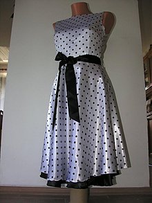 Šaty - Saténové šaty ve stylu 50. let - 1046985