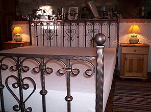 Nábytok - Kovová štýlova posteľ PILOTEK II - 1441270