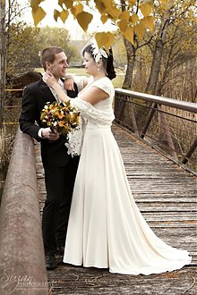 Šaty - elegantné krajkové svadobné šaty /krémové - 2122917