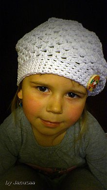 Detské čiapky - Háčkovaná baretka ... gombíková ... - 2410970