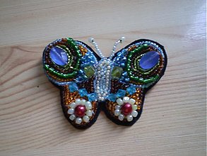 Brošne - Korálková brošňa - motýľ - 2583100