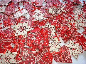Dekorácie - Vianočné drevené ozdoby červené a smotanové veľké  - 3216989