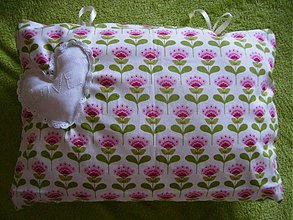 Úžitkový textil - romantický vankúšik - 3356946
