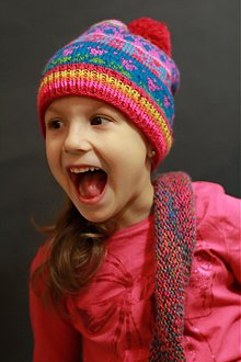 Detské čiapky - čiapka vypletaná s červeným brmbolcom - 3440611