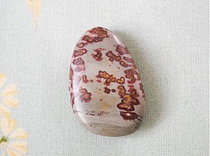 Minerály - jaspis porcelanit, 38 x 26 x 8 mm - 422695