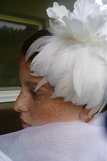 Ozdoby do vlasov - biely fascinátor pre nevestu by Hogo Fogo - 603044